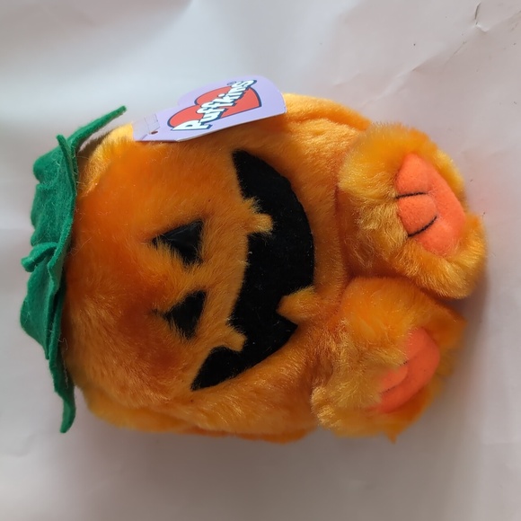 Vtg PUFFKIN Pumpkin Gourdy Orange Retired 1997 Swibco NOS Halloween PLUSH - Picture 2 of 3